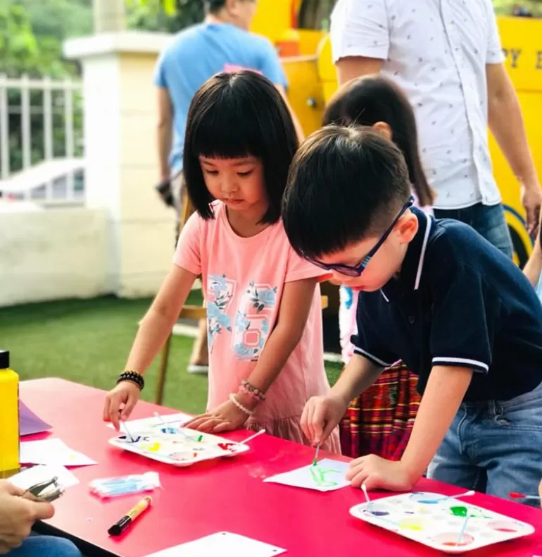 Kids Academy Puchong là nơi trẻ em được phát triển tối đa tiềm năng của mình. Hãy xem hình ảnh để tìm hiểu thêm về môi trường giáo dục đầy tình yêu thương này.